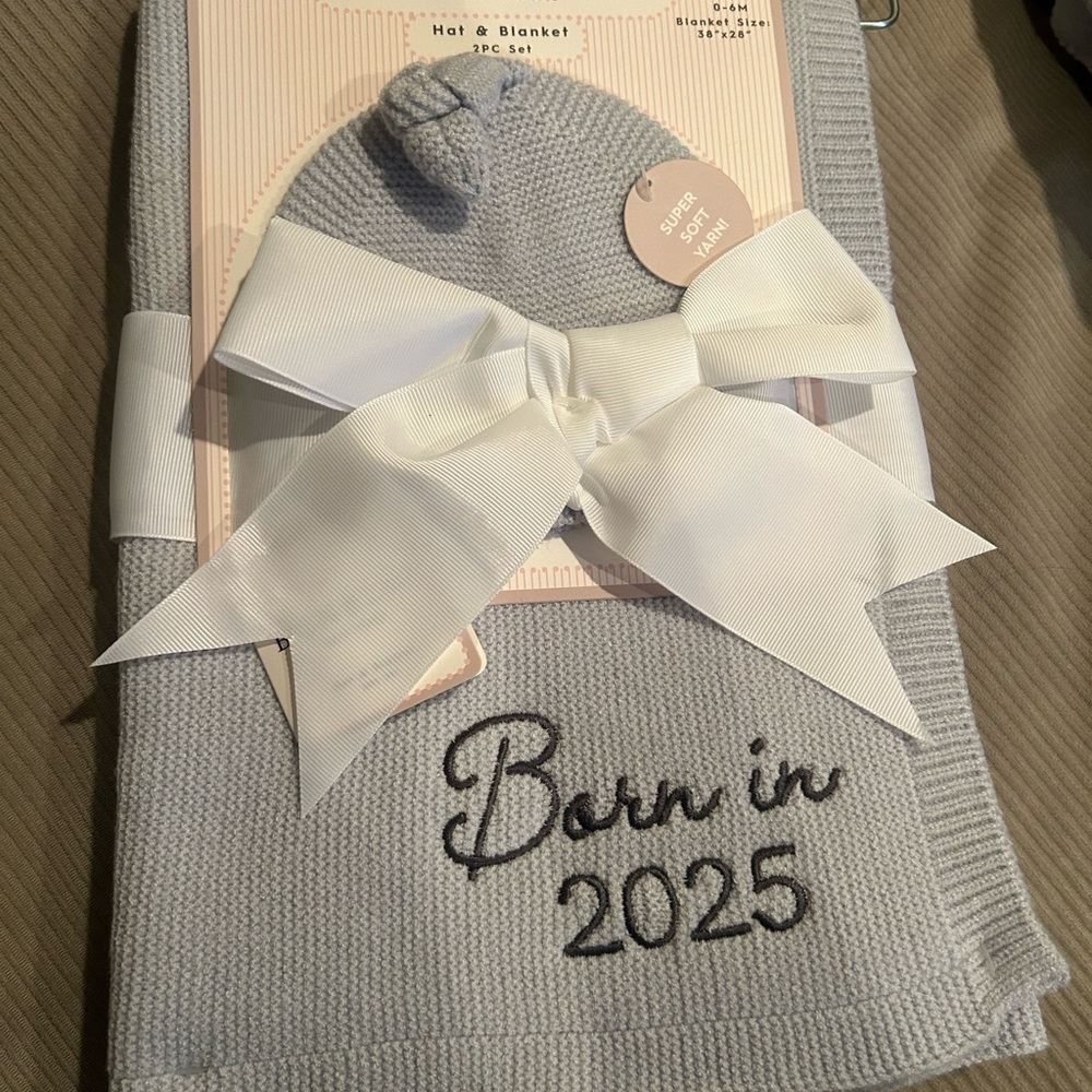 Gray Baby Blanket and Hat Set